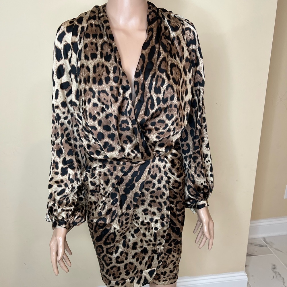 𝅺Fashion nova short dress - Picture 5 of 10